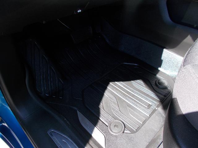 2022 GMC Sierra 1500 Vehicle Photo in LOWELL, MA 01852-4336