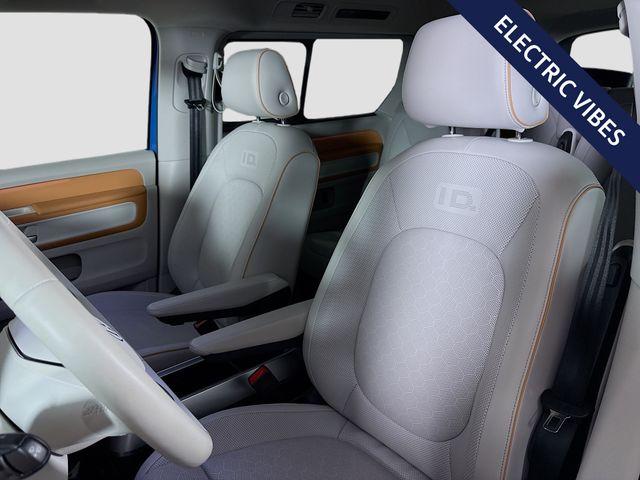 2025 Volkswagen ID. Buzz Vehicle Photo in Puyallup, WA 98371