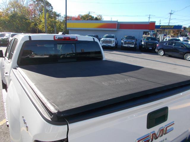 2022 GMC Canyon Vehicle Photo in LOWELL, MA 01852-4336