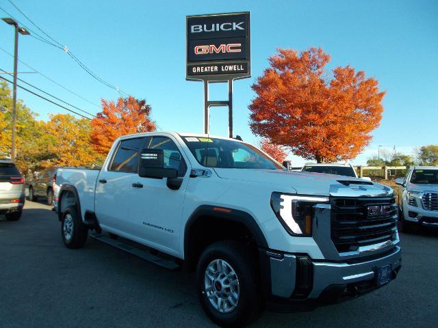 2025 GMC Sierra 2500 HD Vehicle Photo in LOWELL, MA 01852-4336