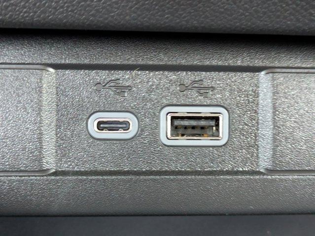 2025 Chevrolet Colorado Vehicle Photo in BRUNSWICK, GA 31525-1881