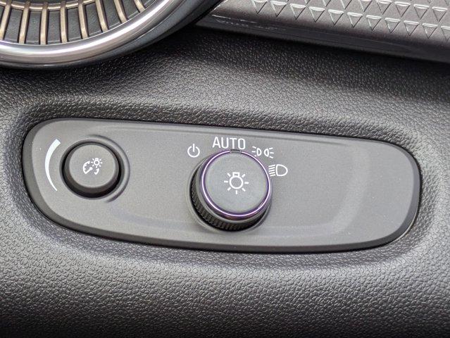 2025 Chevrolet Trax Vehicle Photo in BRUNSWICK, GA 31525-1881