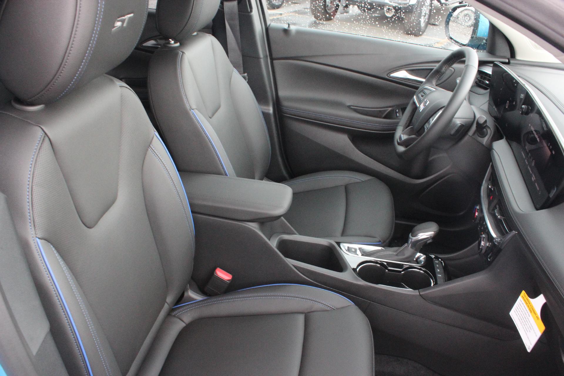 2026 Buick Encore GX Vehicle Photo in AURORA, CO 80012-4011