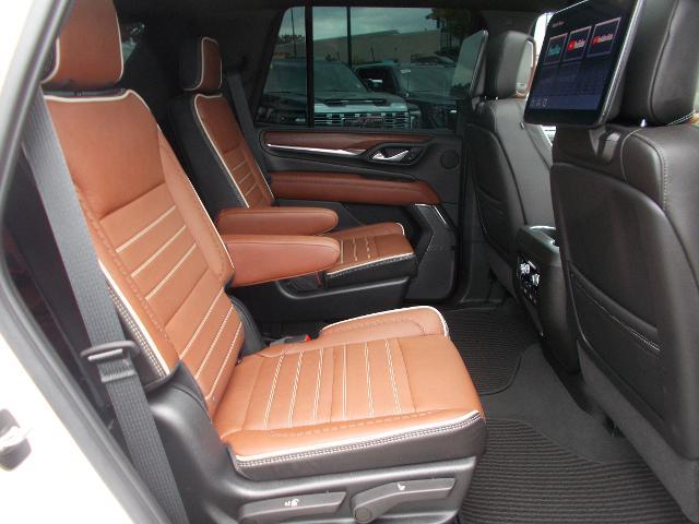 2023 GMC Yukon Vehicle Photo in LOWELL, MA 01852-4336