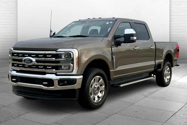 2023 Ford Super Duty F-250 SRW Vehicle Photo in TOPEKA, KS 66609-0000
