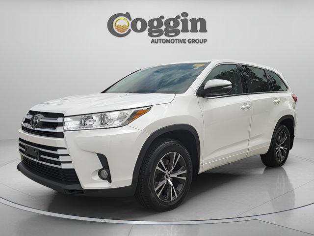 2018 Toyota Highlander Vehicle Photo in Jacksonville, FL 32225
