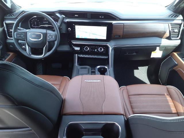 2025 GMC Sierra 2500 HD Vehicle Photo in Denton, TX 76205
