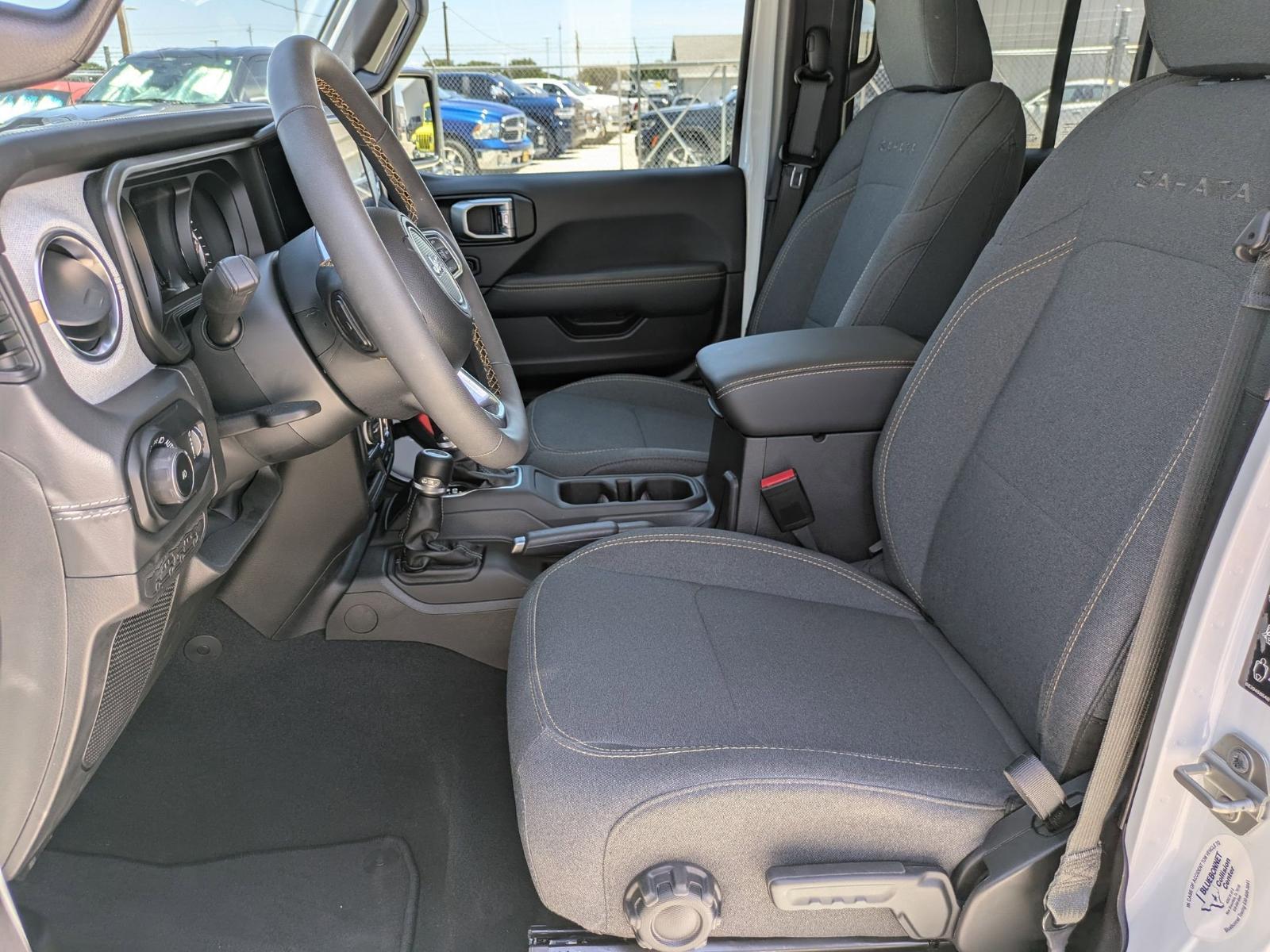 2024 Jeep Wrangler Vehicle Photo in Seguin, TX 78155