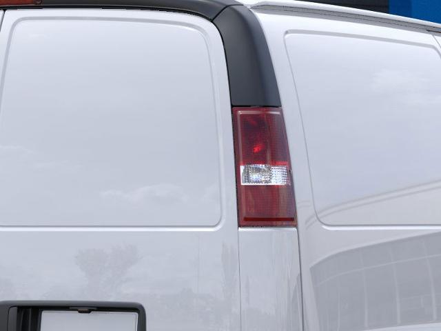 2025 Chevrolet Express Cargo Van Vehicle Photo in KANSAS CITY, MO 64114-4502