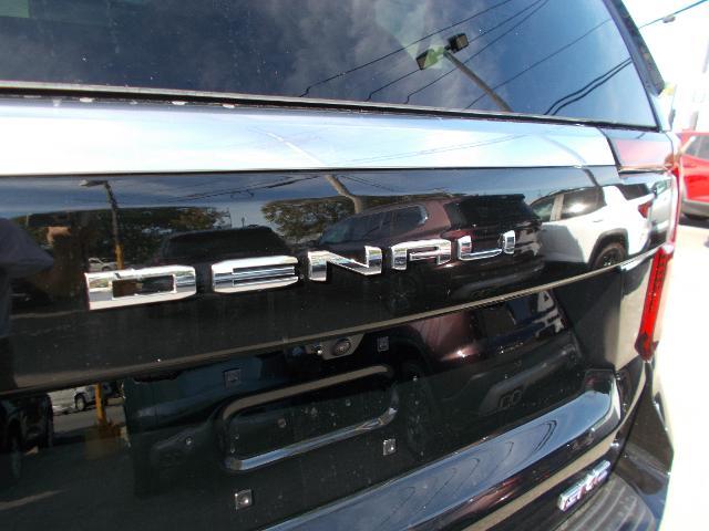2026 GMC Yukon Vehicle Photo in LOWELL, MA 01852-4336