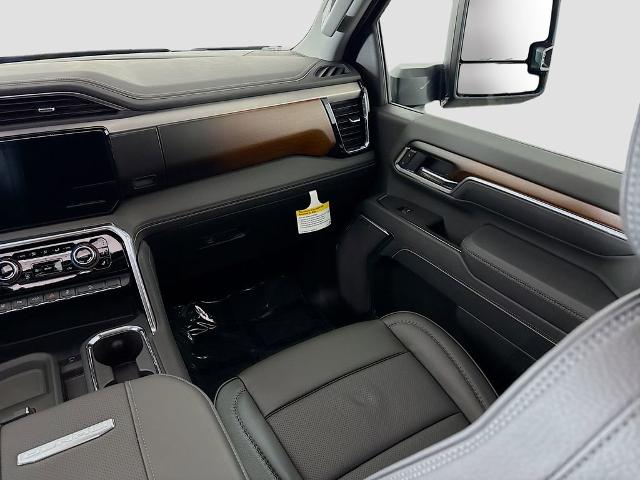 2025 GMC Sierra 2500 HD Vehicle Photo in PUYALLUP, WA 98371-4149