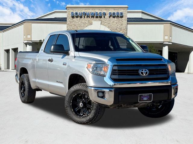 2015 Toyota Tundra 4WD Truck Vehicle Photo in Weatherford, TX 76087