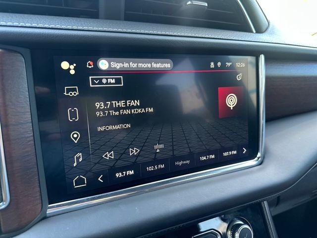 2023 GMC Yukon XL Vehicle Photo in Pleasant Hills, PA 15236