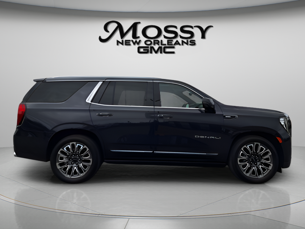 2023 GMC Yukon Denali Ultimate - 3