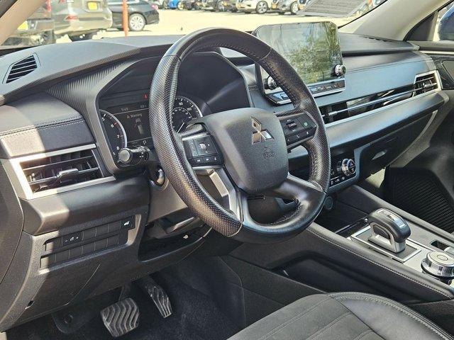 2023 Mitsubishi Outlander Vehicle Photo in San Antonio, TX 78209