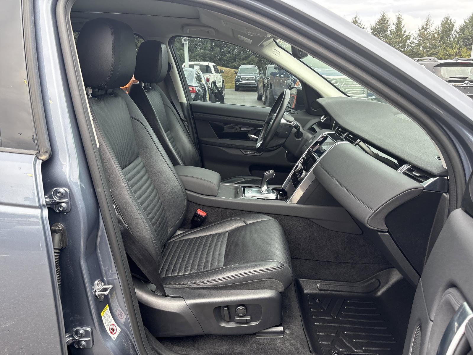 2020 Land Rover Discovery Sport Vehicle Photo in Mechanicsburg, PA 17050