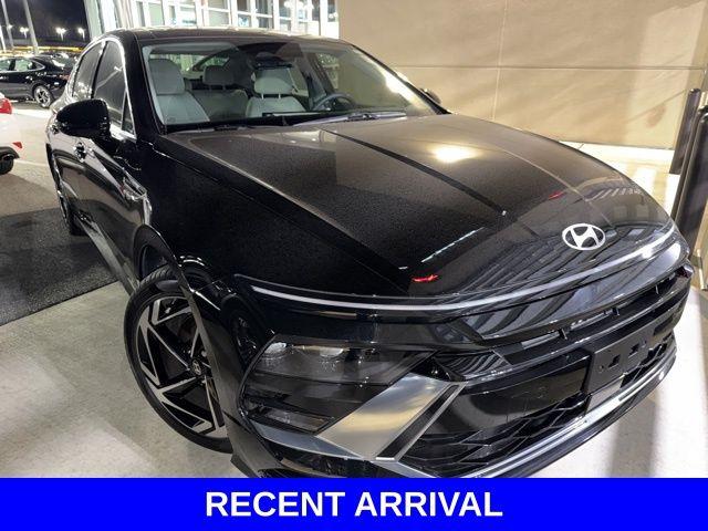 2024 Hyundai SONATA Vehicle Photo in Merrillville, IN 46410