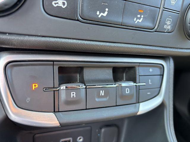 2024 GMC Terrain Vehicle Photo in Pleasant Hills, PA 15236