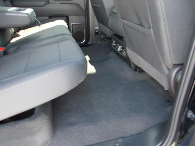 2025 GMC Sierra 2500 HD Vehicle Photo in LOWELL, MA 01852-4336