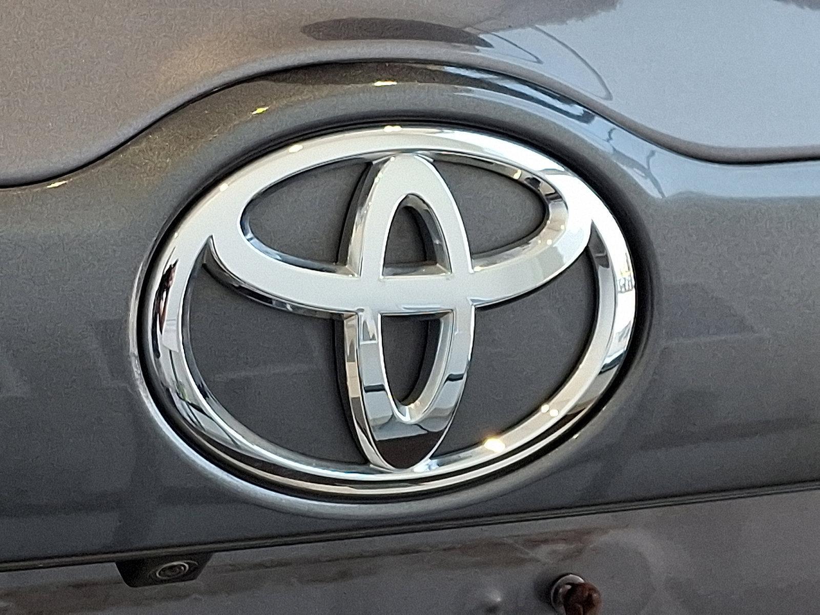 2016 Toyota Highlander Vehicle Photo in Lancaster, PA 17601