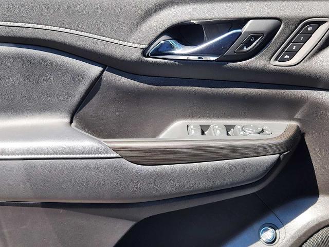 2021 GMC Acadia Vehicle Photo in DENTON, TX 76210-9321