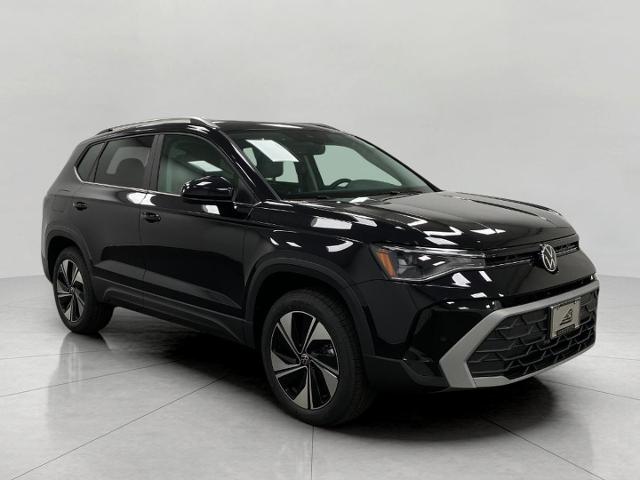 2026 Volkswagen Taos Vehicle Photo in Neenah, WI 54956