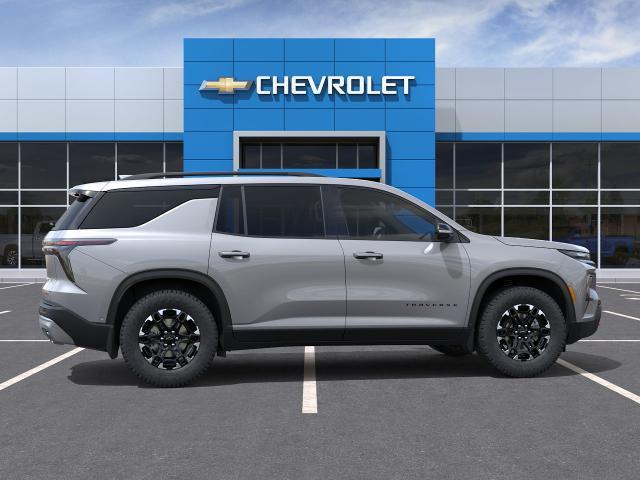 2027 Chevrolet Traverse photo 5 of 31