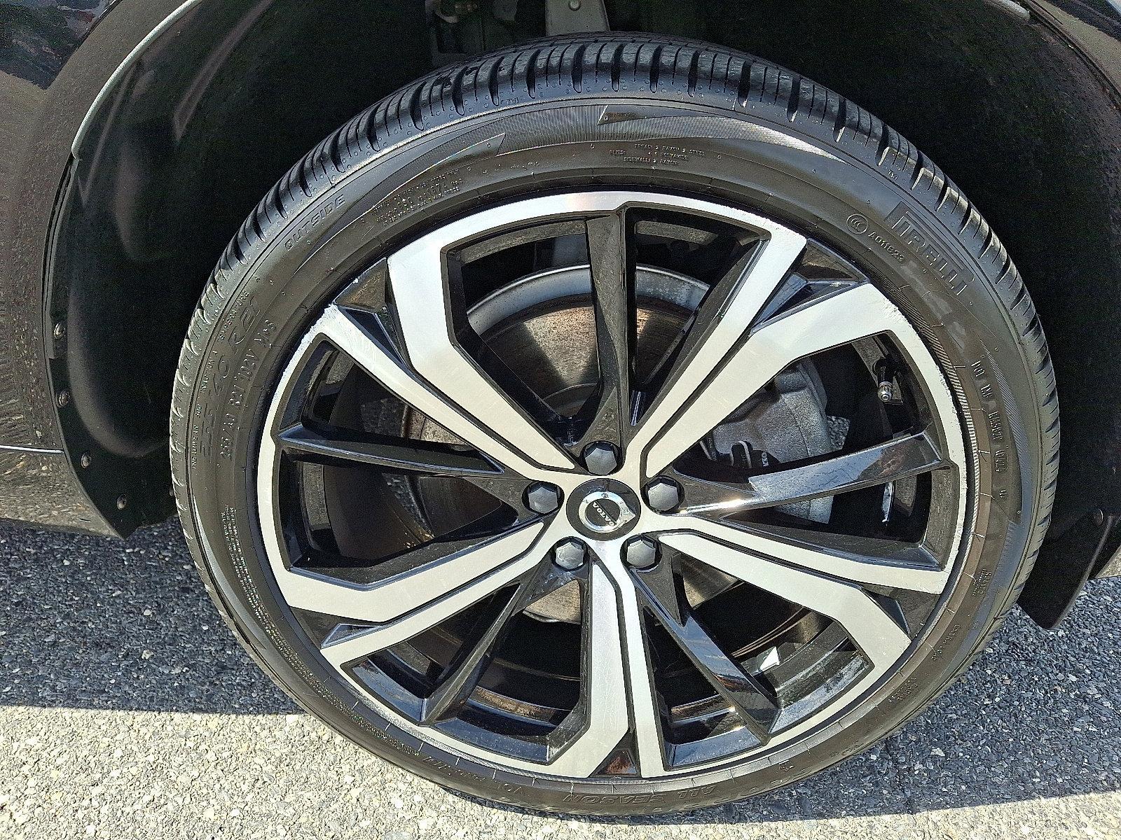 2022 Volvo XC60 Recharge Plug-In Hybrid Vehicle Photo in BETHLEHEM, PA 18017-9401