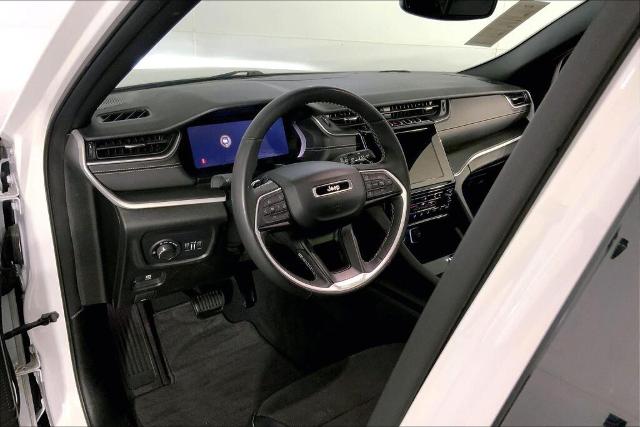 2024 Jeep Grand Cherokee L Vehicle Photo in Kansas City, MO 64114