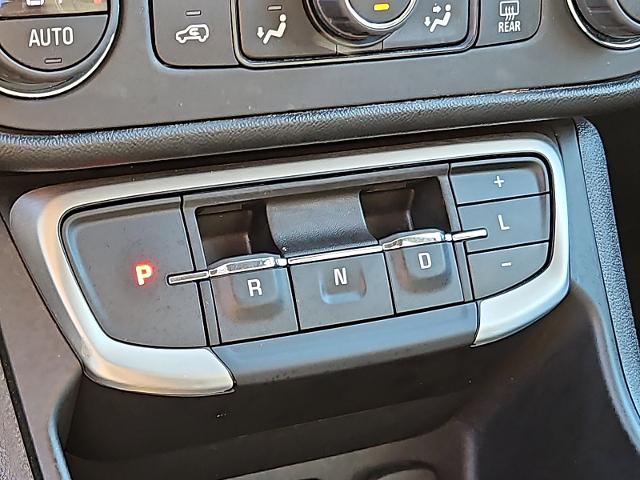 2022 GMC Terrain Vehicle Photo in TREVOSE, PA 19053-4984