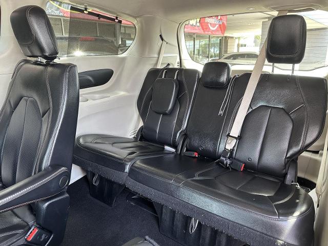 2019 Chrysler Pacifica Vehicle Photo in Tucson, AZ 85712