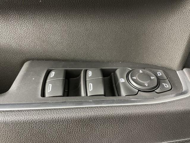 2025 GMC Sierra 1500 Vehicle Photo in GILBERT, AZ 85297-0402