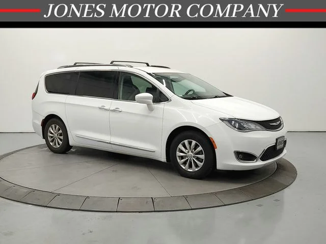 2019 Chrysler Pacifica Vehicle Photo in Savannah, TN 38372