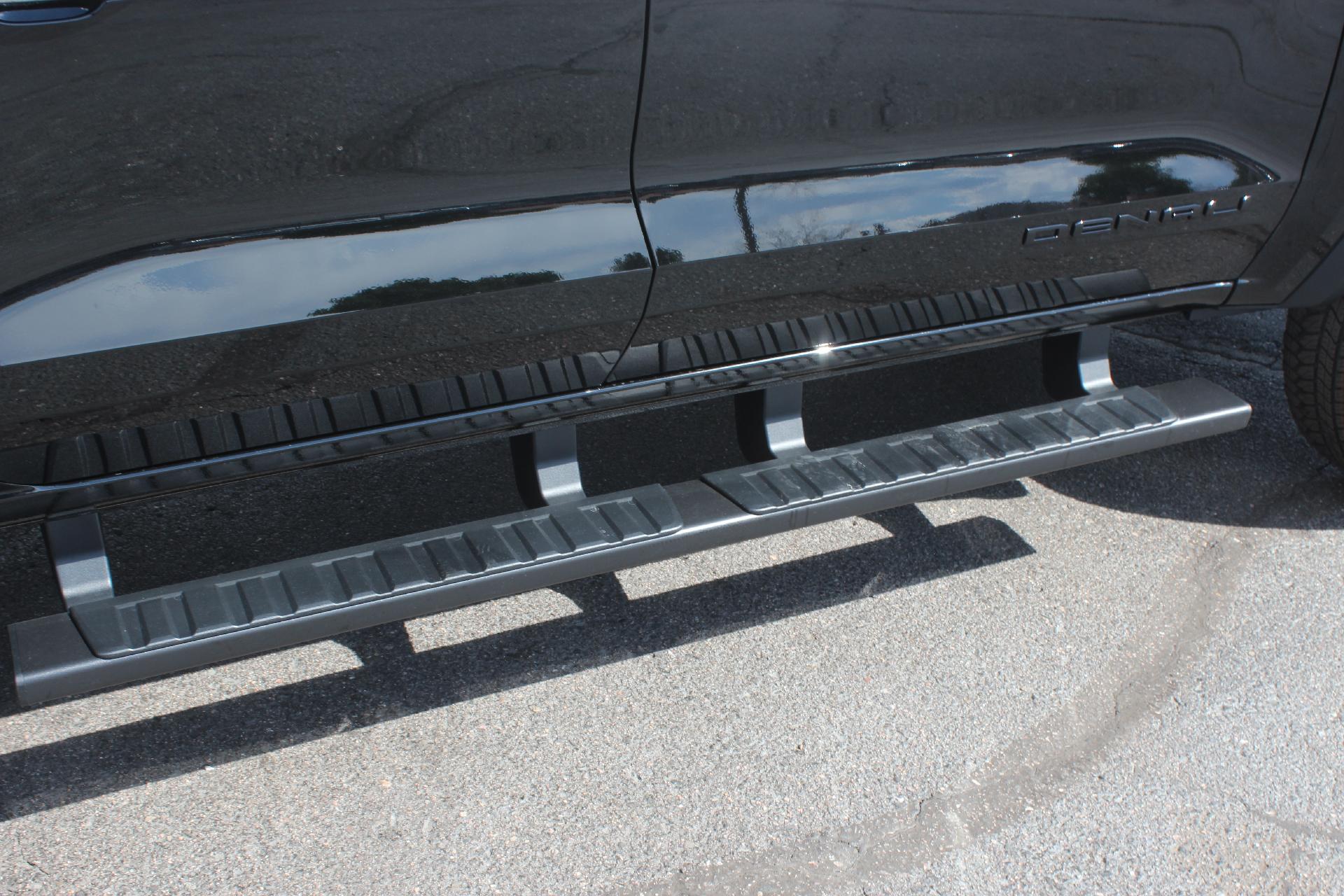 2025 GMC Canyon Vehicle Photo in AURORA, CO 80012-4011