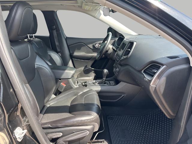 2019 Jeep Cherokee Vehicle Photo in MANITOWOC, WI 54220-5838