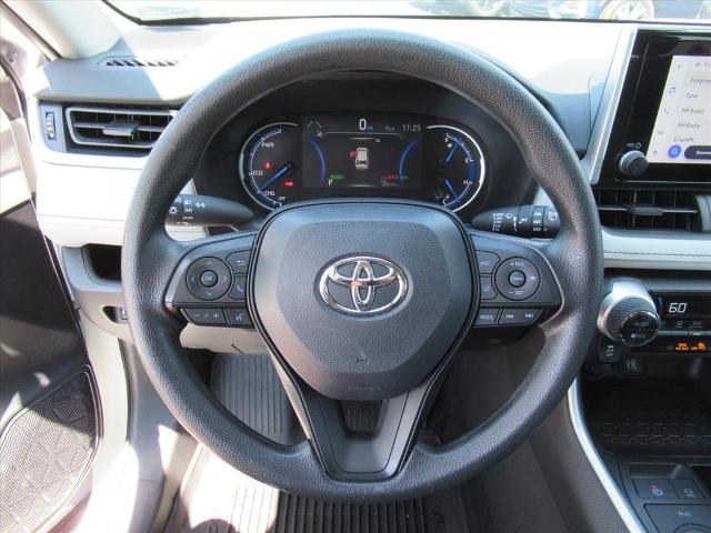 2024 Toyota RAV4 Vehicle Photo in LEESBURG, FL 34788-4022