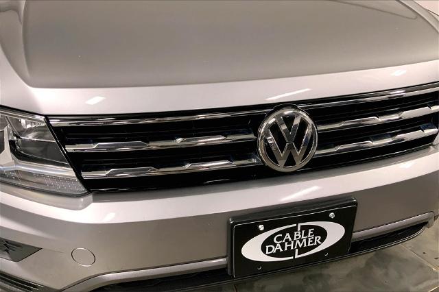 2021 Volkswagen Tiguan Vehicle Photo in Lees Summit, MO 64086
