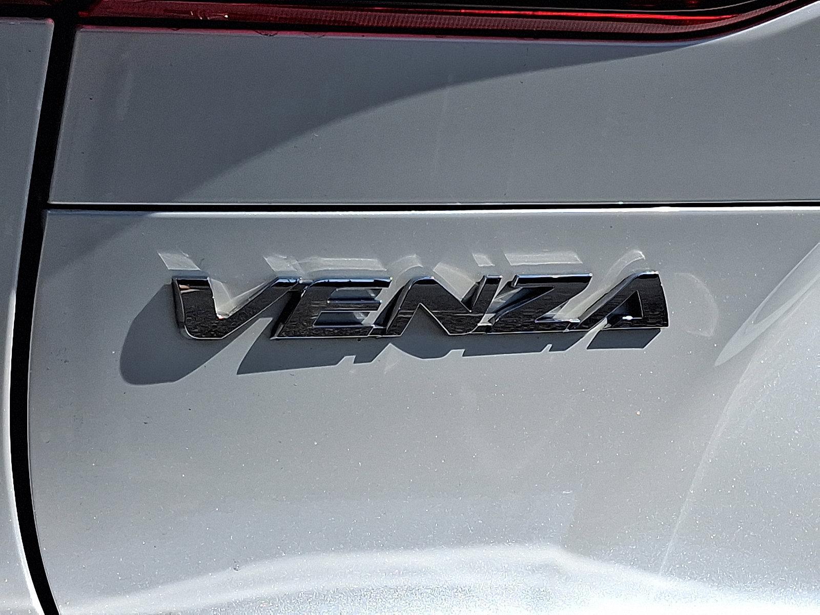 2023 Toyota Venza Vehicle Photo in BETHLEHEM, PA 18017-9401