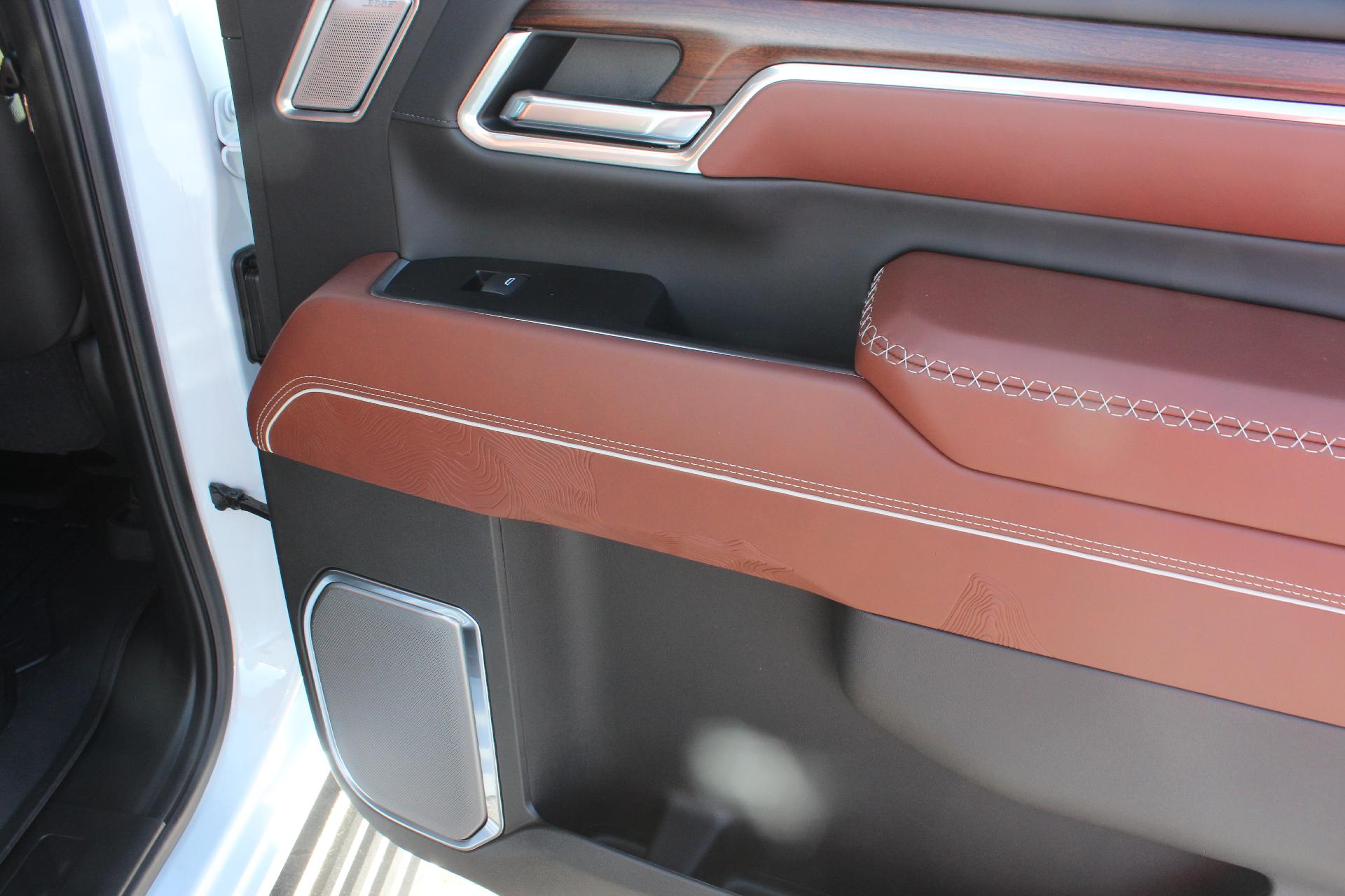 2026 GMC Sierra 2500 HD Vehicle Photo in AURORA, CO 80012-4011