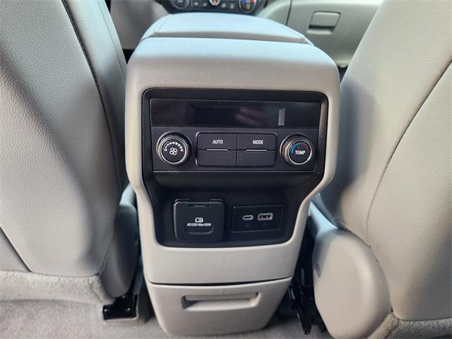 2023 GMC Acadia Vehicle Photo in AURORA, CO 80012-4011