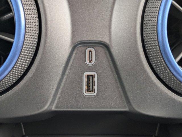 2025 Chevrolet Blazer Vehicle Photo in BRUNSWICK, GA 31525-1881