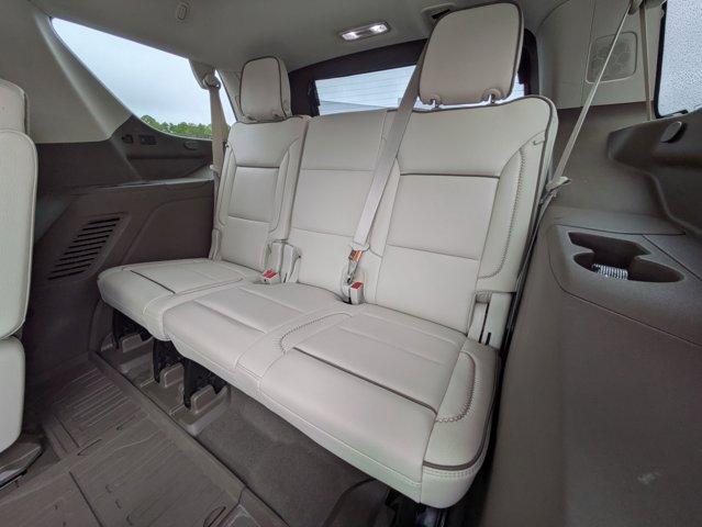 2024 GMC Yukon Vehicle Photo in BRUNSWICK, GA 31525-1881