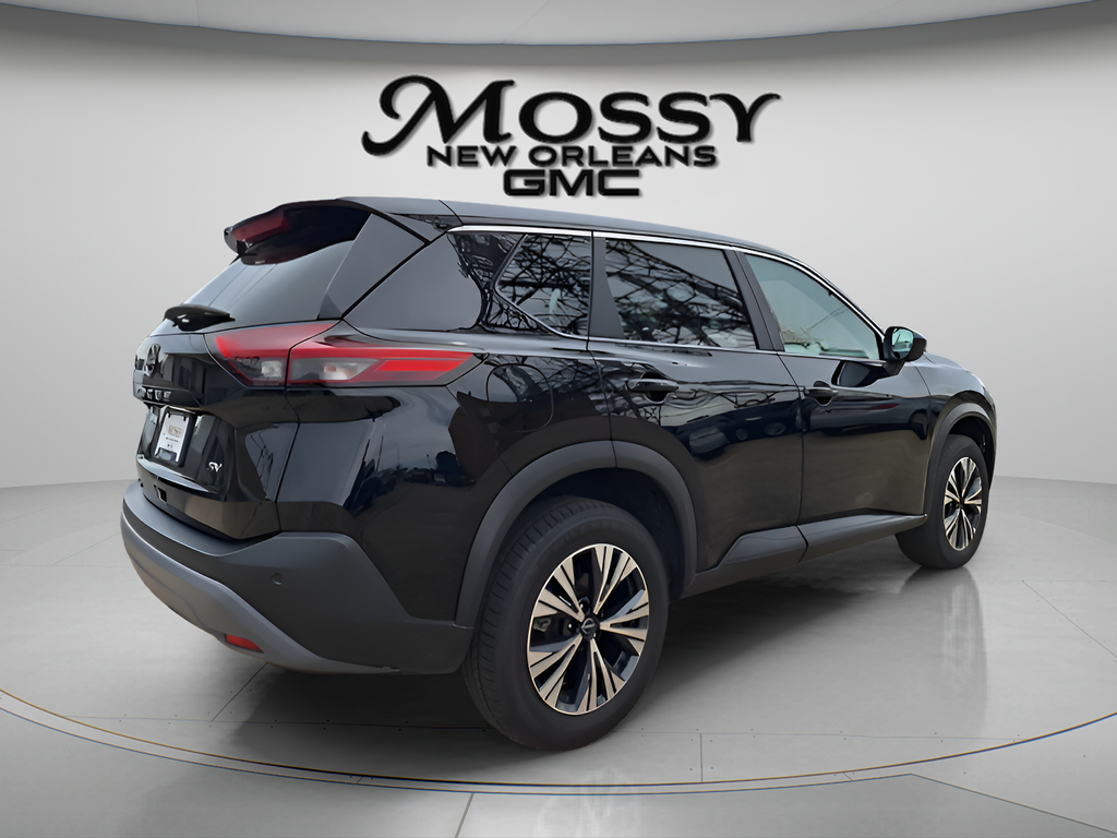 2023 Nissan Rogue SV - 4