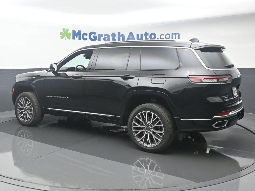 2023 Jeep Grand Cherokee L Vehicle Photo in Cedar Rapids, IA 52402