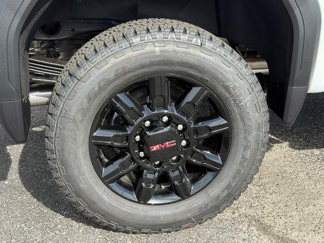 2025 GMC Sierra 2500 HD Vehicle Photo in COLUMBIA, MO 65203-3903