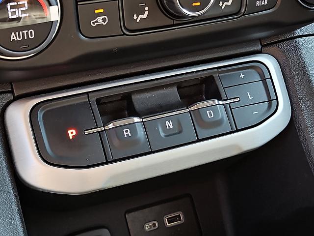 2023 GMC Acadia Vehicle Photo in TREVOSE, PA 19053-4984