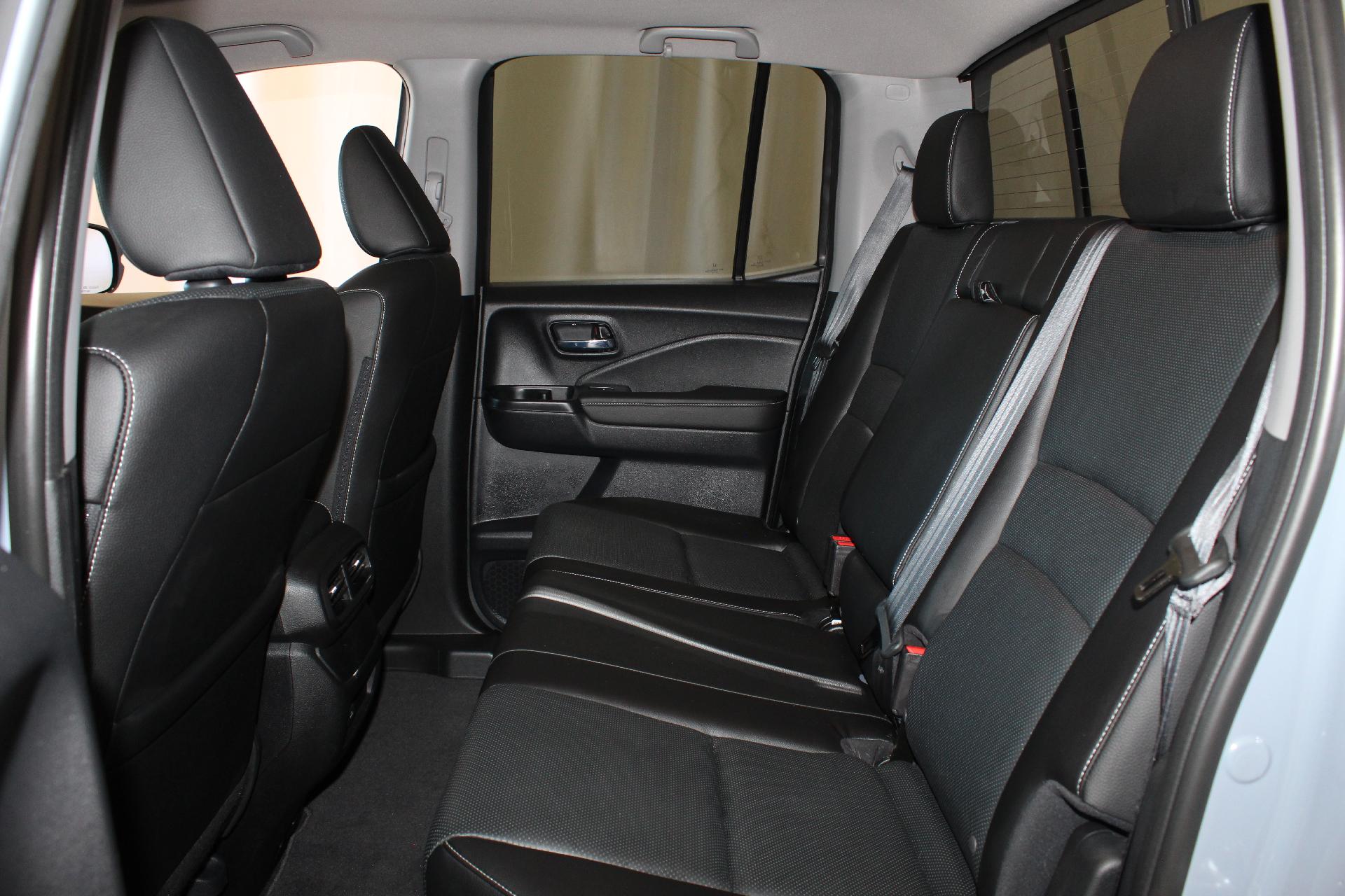 2024 Honda Ridgeline Vehicle Photo in NORTHAMPTON, MA 01060-1120