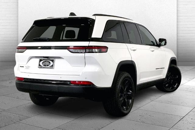 2023 Jeep Grand Cherokee Vehicle Photo in Kansas City, MO 64114