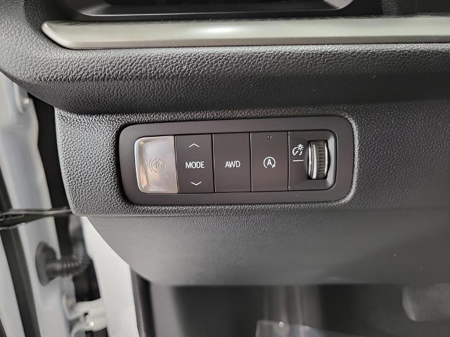 2025 Chevrolet Traverse Vehicle Photo in MANITOWOC, WI 54220-5838