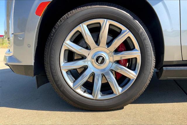 2023 Cadillac Escalade Vehicle Photo in TOPEKA, KS 66609-0000